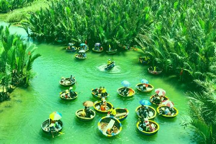 Escorts Nang Mau, Vietnam — Local Companions