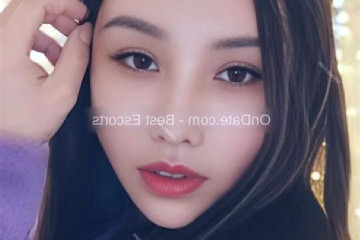 Escorts Nantianhu, China — Local Companions
