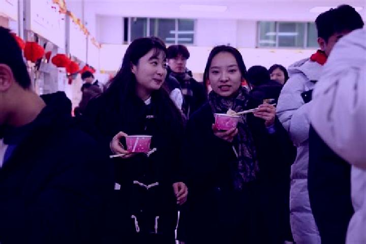 Escorts Nanwang, China — Local Companions