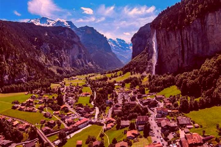 Escorts Naters, Switzerland — Local Companions