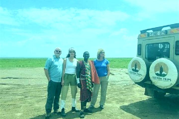 Escorts Ndungu, Tanzania — Local Companions