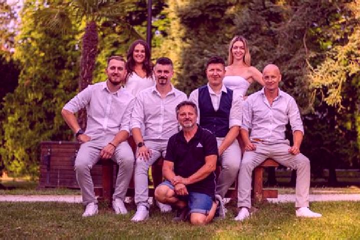 Escorts Nemce, Slovakia — Local Companions