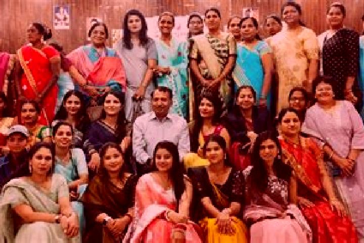 Escorts Nepanagar, India — Local Companions