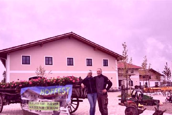 Escorts Neufahrn bei Freising, Germany — Local Companions