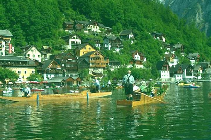 Escorts Neufelden, Austria — Local Companions