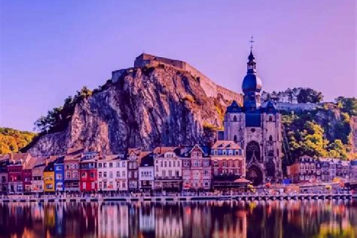 Escorts Neufvilles, Belgium — Local Companions