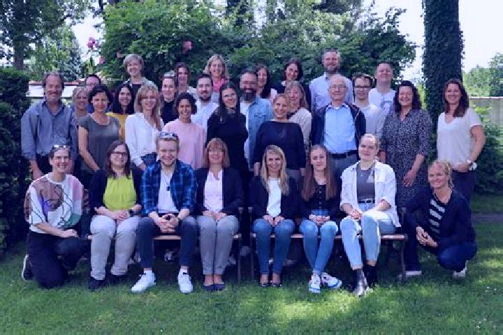 Escorts Neuhaus am Inn, Germany — Local Companions