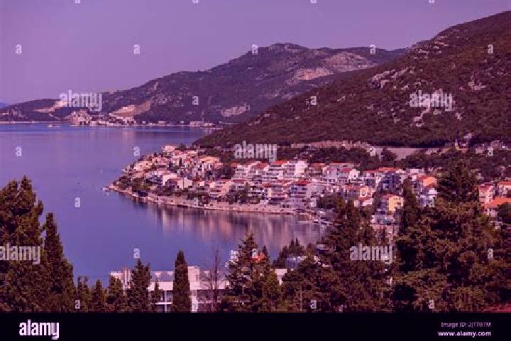 Escorts Neum, Bosnia and Herzegovina — Local Companions