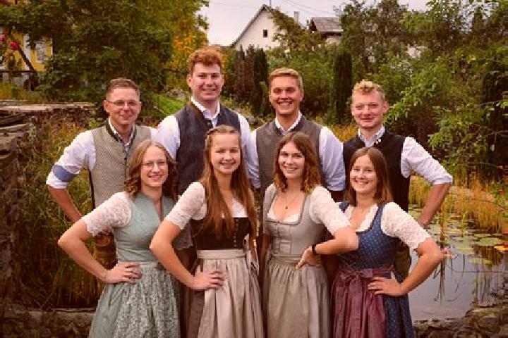 Escorts Neusitz, Germany — Local Companions