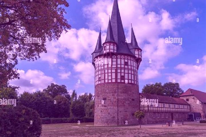 Escorts Neustadt (Hessen), Germany — Local Companions