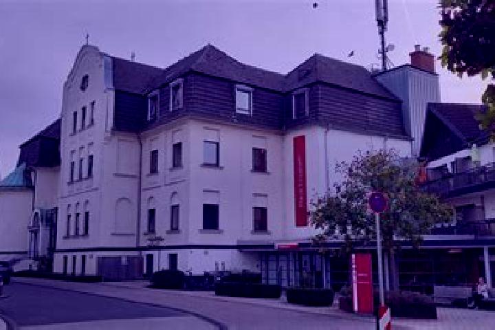 Escorts Niederkassel, Germany — Local Companions