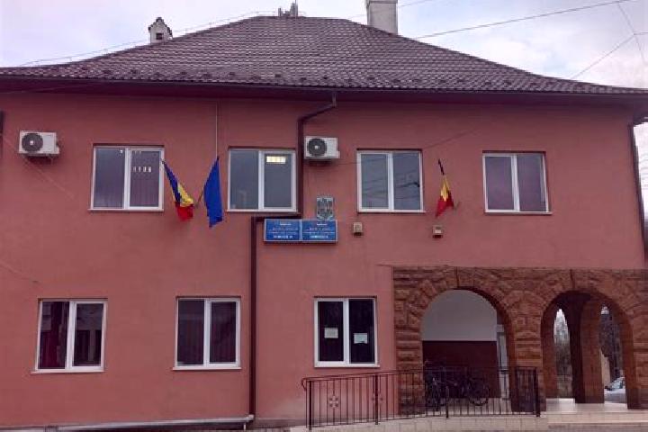 Escorts Nimigea de Jos, Romania — Local Companions