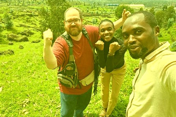 Escorts Nioki, DR Congo — Local Companions