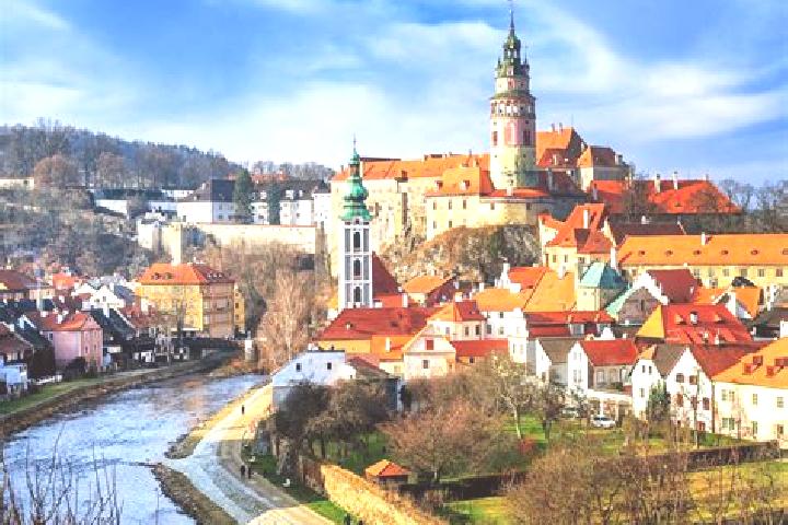 Escorts Nivnice, Czech Republic — Local Companions