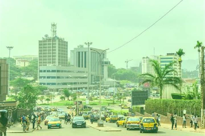 Escorts Njinikom, Cameroon — Local Companions