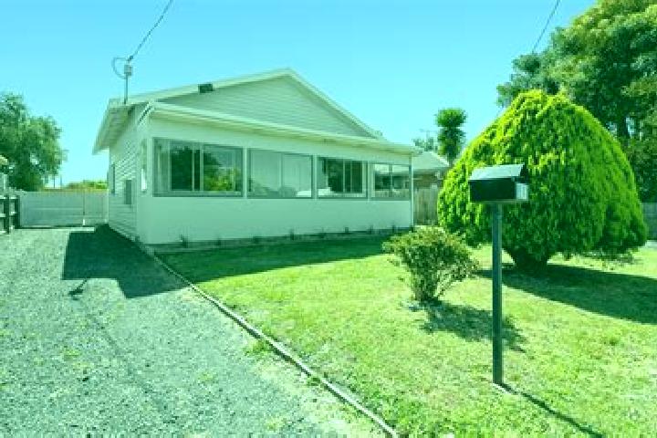 Escorts North Wonthaggi, Australia — Local Companions