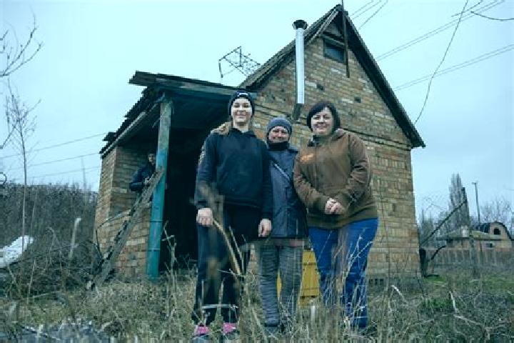 Escorts Nova Dacha, Ukraine — Local Companions