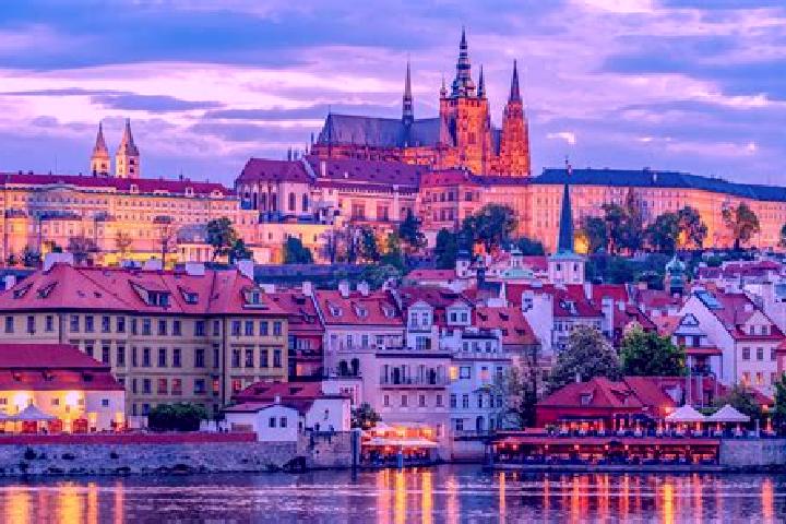 Escorts Obecnice, Czech Republic — Local Companions