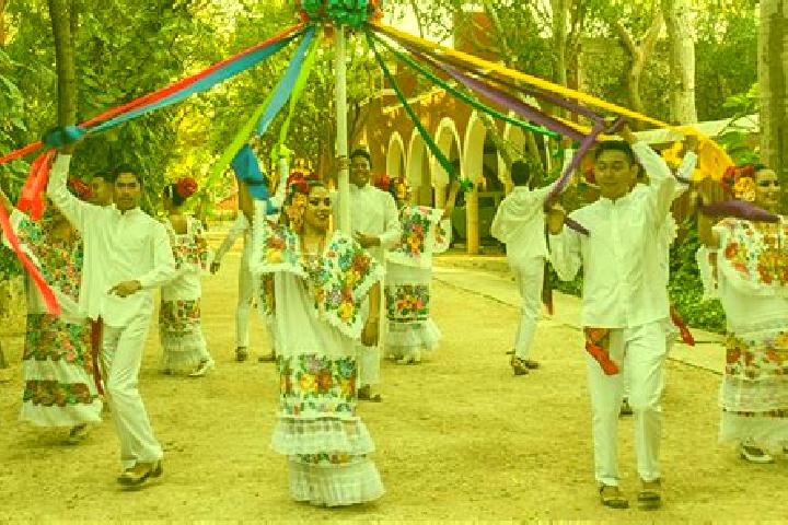 Escorts Octujub o Campeche, Mexico — Local Companions
