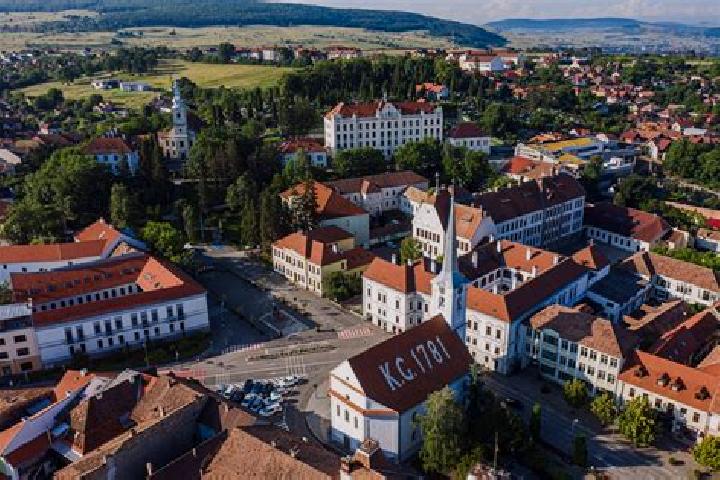 Escorts Odorheiu Secuiesc, Romania — Local Companions