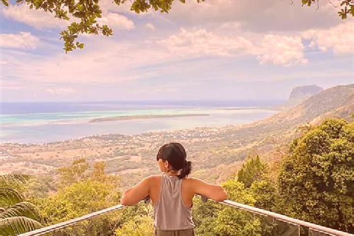 Escorts Olivia, Mauritius — Local Companions