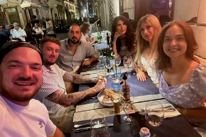 Escorts Ollastra, Italy — Local Companions