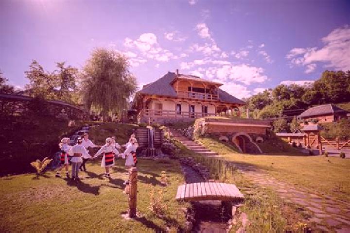 Escorts Oncesti, Romania — Local Companions