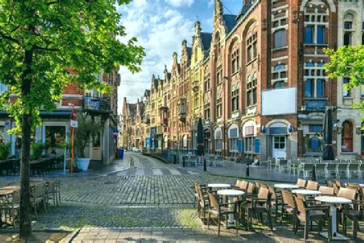 Escorts Oostrozebeke, Belgium — Local Companions