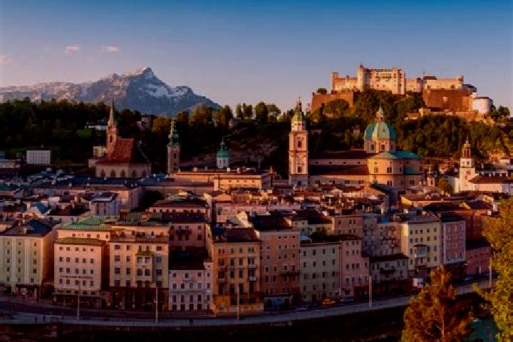 Escorts Opponitz, Austria — Local Companions
