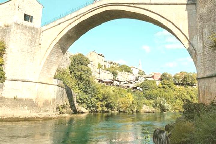 Escorts Orasac, Bosnia and Herzegovina — Local Companions