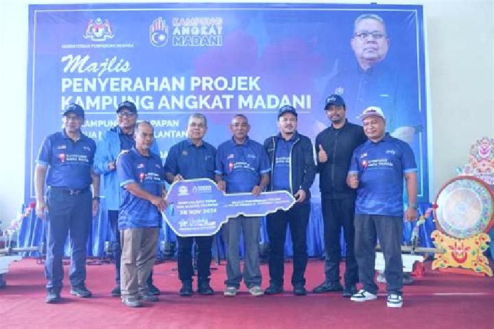 Escorts Padang Rengas, Malaysia — Local Companions