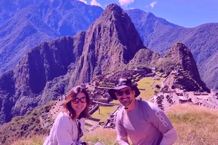 Escorts Pajarillo, Peru — Local Companions