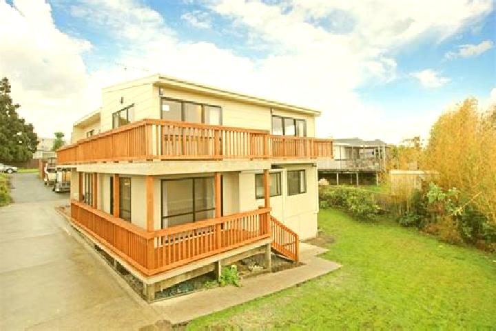 Escorts Pakuranga Heights, New Zealand — Local Companions