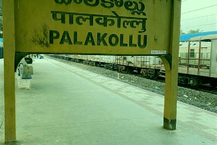 Escorts Palakollu, India — Local Companions