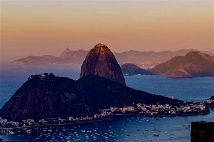 Escorts Pao de Acucar, Brazil — Local Companions