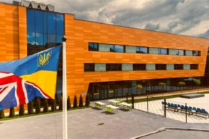 Escorts Parchowo, Poland — Local Companions