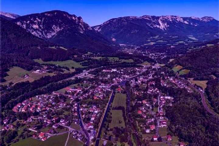 Escorts Payerbach, Austria — Local Companions