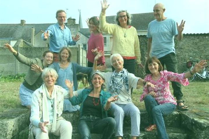 Escorts Peillac, France — Local Companions