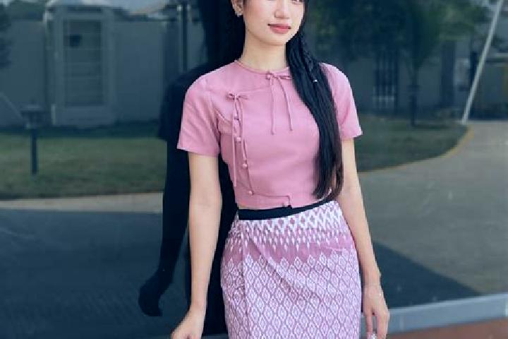 Escorts Peinnegon, Myanmar — Local Companions