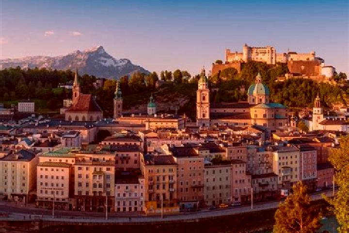 Escorts Pernersdorf, Austria — Local Companions