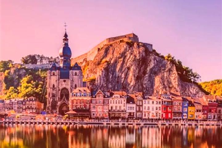 Escorts Pessoux, Belgium — Local Companions