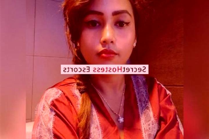Escorts Peundeuy, Indonesia — Local Companions
