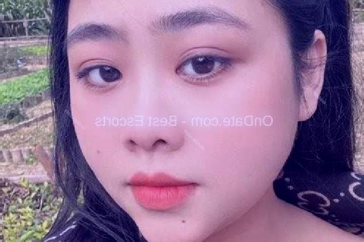 Escorts Phuong Linh, Vietnam — Local Companions