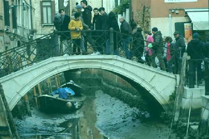 Escorts Pianazzo, Italy — Local Companions