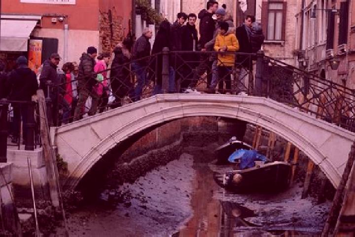 Escorts Pianetti, Italy — Local Companions