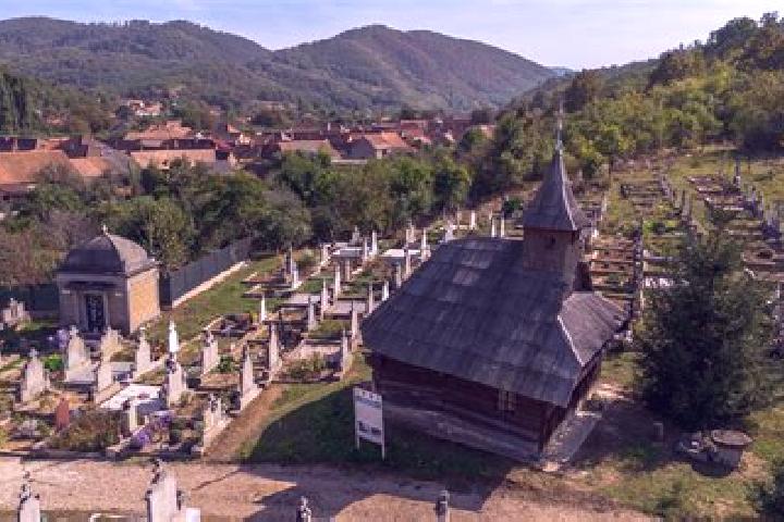 Escorts Pianu de Jos, Romania — Local Companions