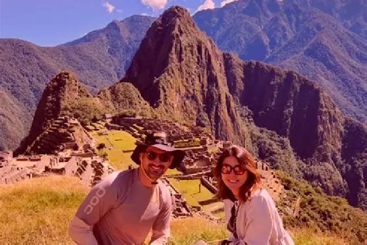 Escorts Pichihua, Peru — Local Companions