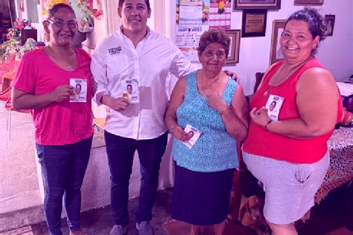 Escorts Pichucalco, Mexico — Local Companions