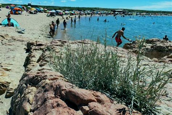 Escorts Piedras Coloradas, Uruguay — Local Companions