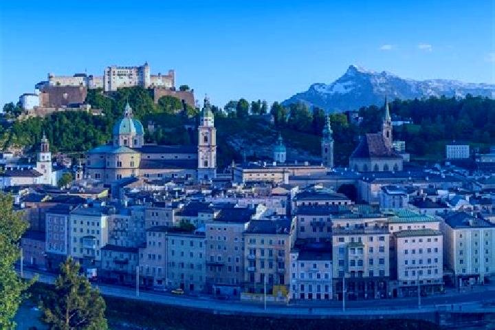 Escorts Pilgersdorf, Austria — Local Companions